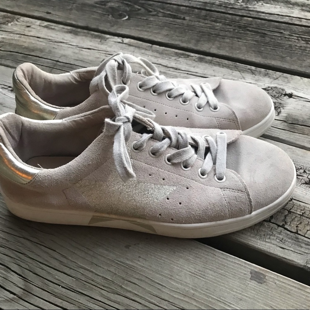 Steve Madden Star Atleisure Shoes